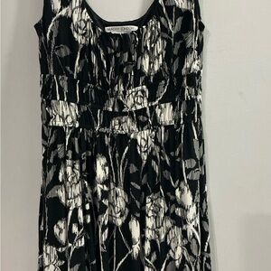 Maggy London Black and White SIZE 12